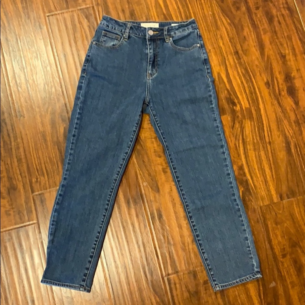 Pacsun - High rise mom jeans in size 25!